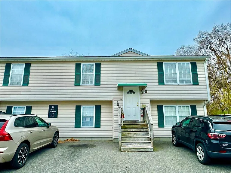 32 Silva St — Photo 1