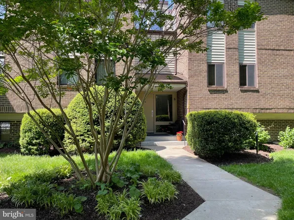 6 Long Stream Ct #T-2, Baltimore, MD 21209