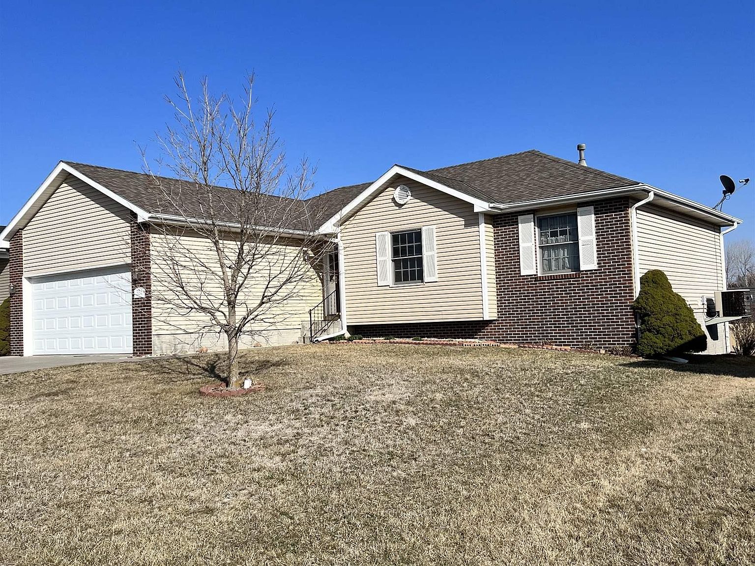 554 Shawnee Blvd, Tecumseh, NE 68450 Zillow