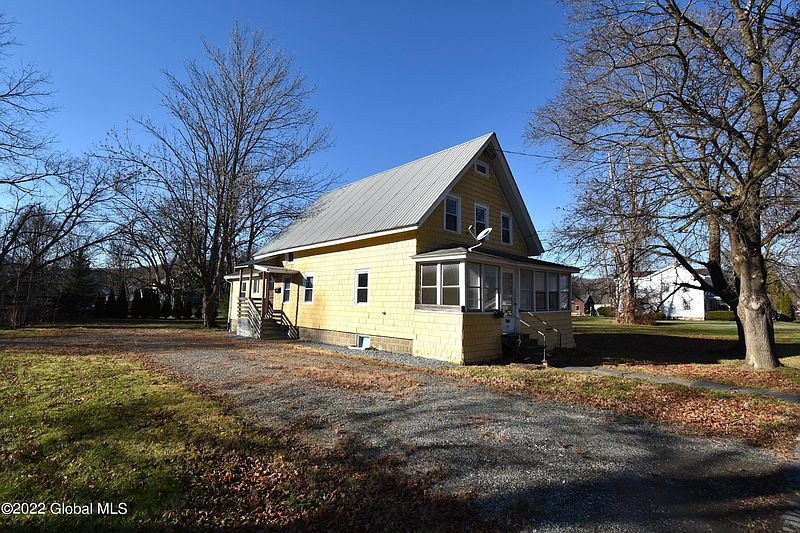 3rd image of 25 N Park Street