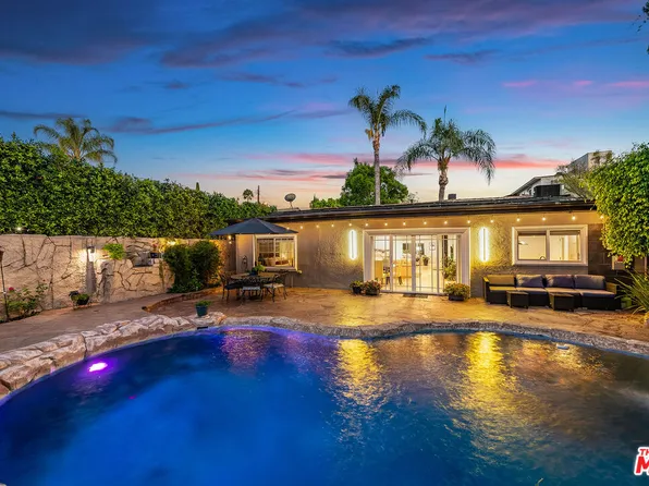 15237 Otsego St, Sherman Oaks, CA 91403