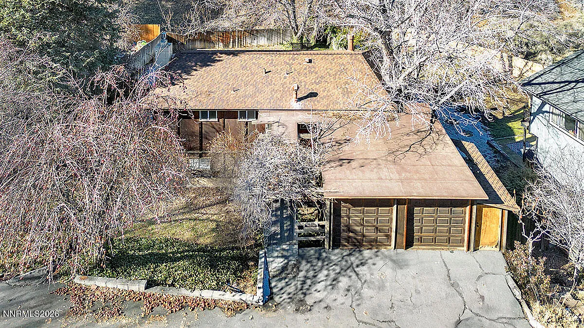 3325 Susileen Dr photo 1