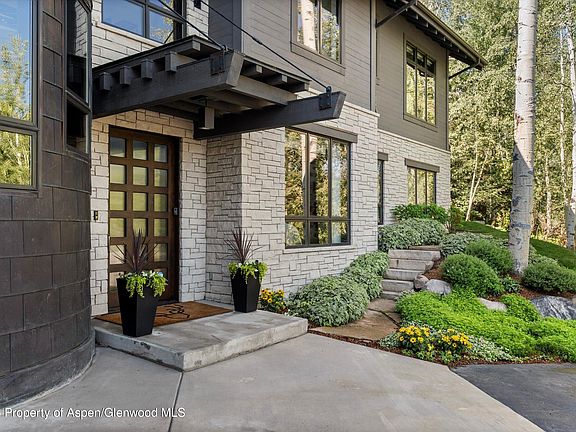 5th image of 32 Elk Ridge Ln