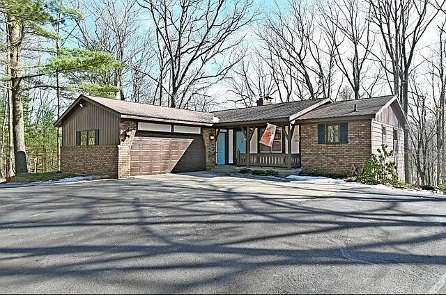 2920 Thirteen Mile Rd NE photo 1