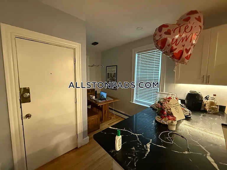 24 Farrington Ave #1 — Photo 23