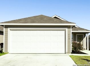 715 Bullsnake Trl, New Braunfels, TX 78132