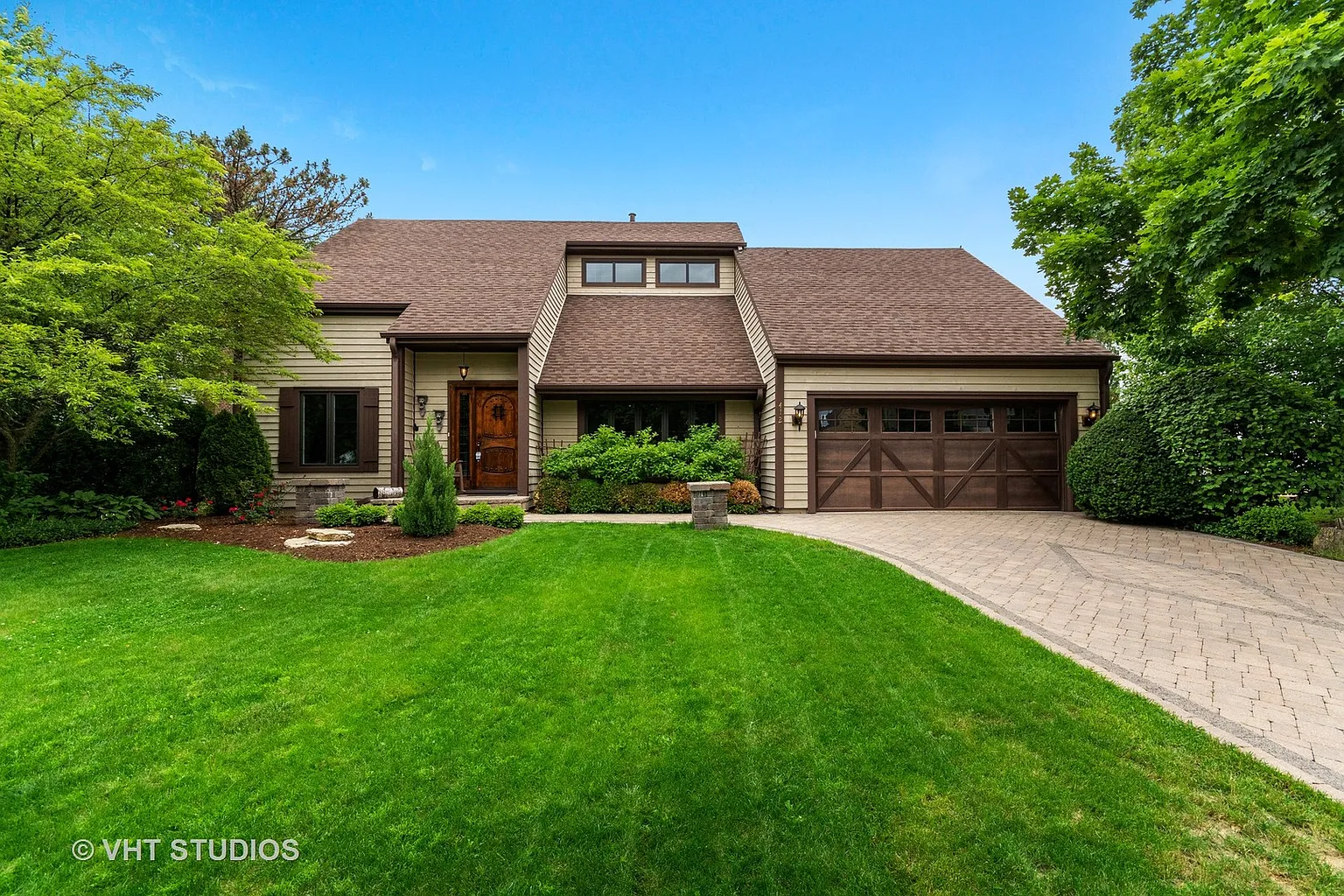 412 Wakefield Ln photo 1