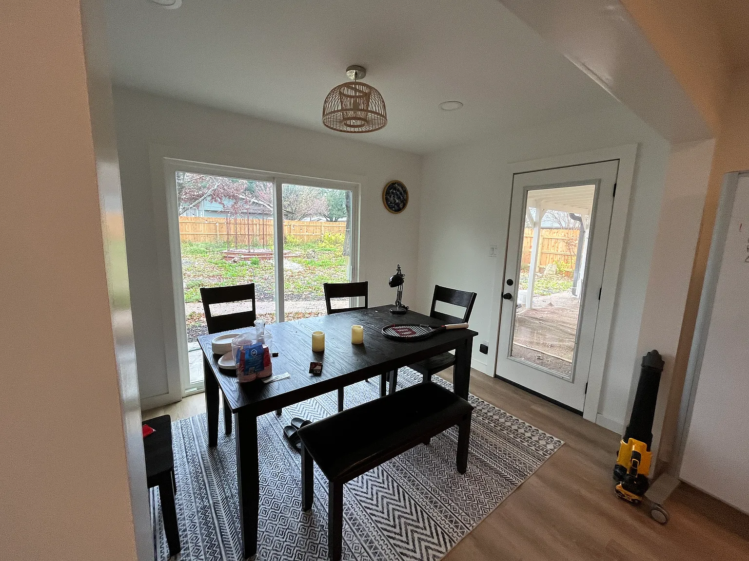 Studio, 400 sqft, $1,200 — Photo 4