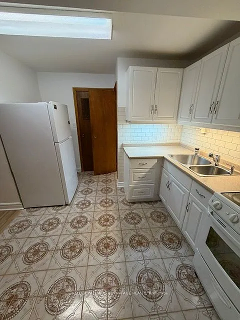 2 bed, $2,000 — Photo 4