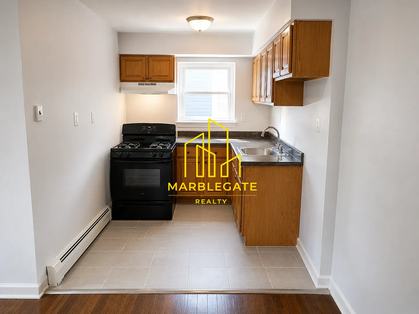 2 bed, 850 sqft, $1,795 — Photo 1