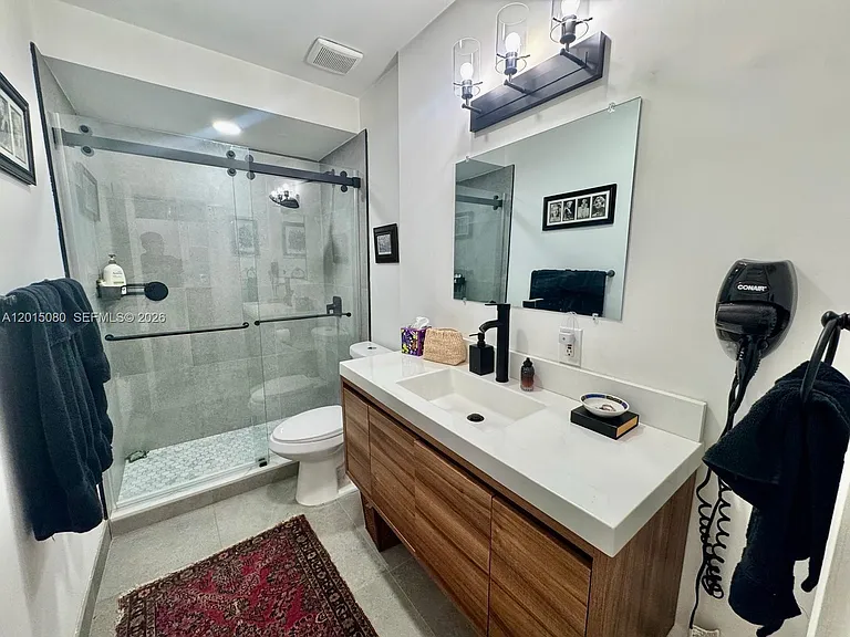 1260 SE 2nd St #1260 — Photo 9