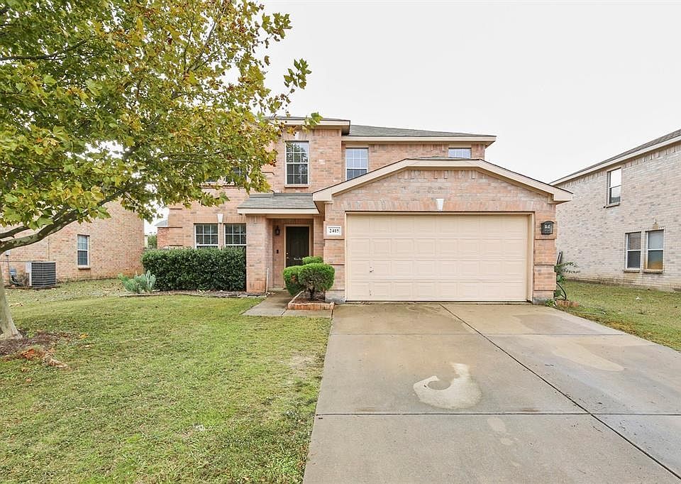 1st image of 2415 Canyon Springs Dr