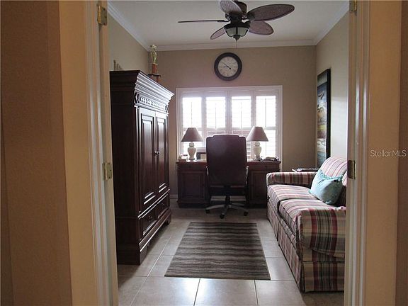 5th image of 4128 Limerick Dr
