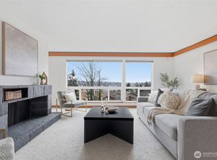 Quarterdeck Condominium, Seattle, WA 98199