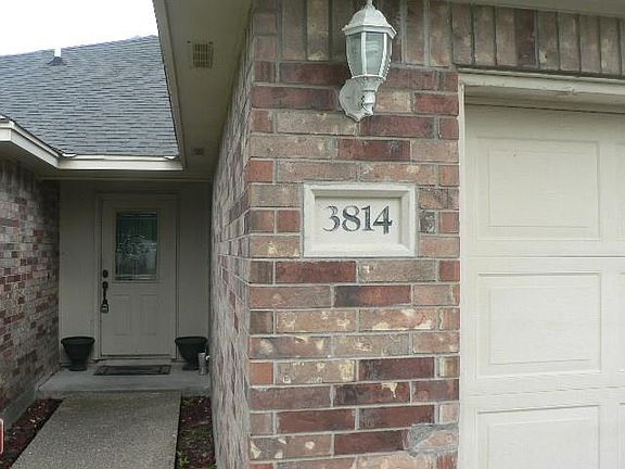 2nd image of 3814 Kitty Ln
