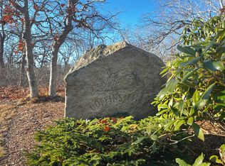 25 Coffins Field Rd, Edgartown, MA 02539
