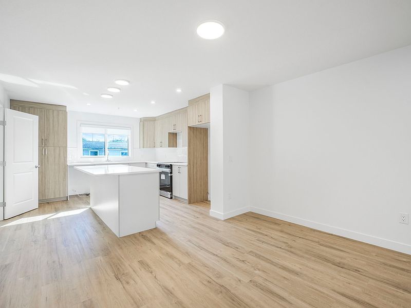 Edmonton Townhouse for rent - 3 Bedrooms — photo 5