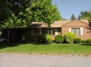 105 Harvard St, Cranston, RI 02920