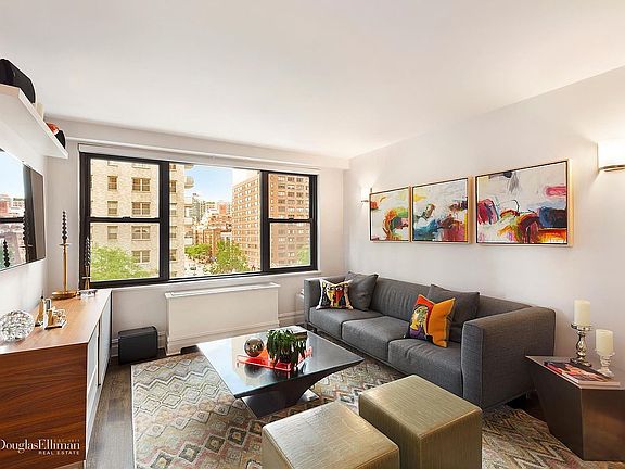 3rd image of 305 E 40th St #5K