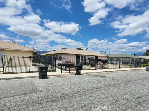 526 Greystone Ln, Hemet, CA 92543