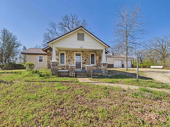 2nd image of 1348 County Road 806