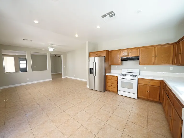 9941 W Diablo Dr #163-30-010 — Photo 16