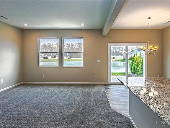 4th image of 1532 Summerview Ln