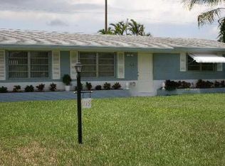 719 SW 25th Pl, Boynton Beach, FL 33435