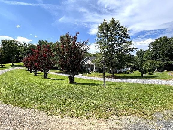 5th image of 257 Fox Run Trl