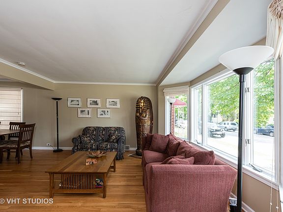 2nd image of 4153 N Austin Ave