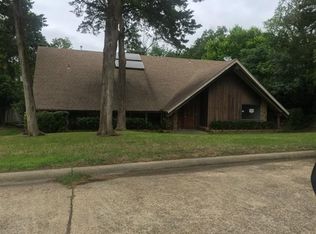 2809 Ilahe Dr, Dallas, TX 75233