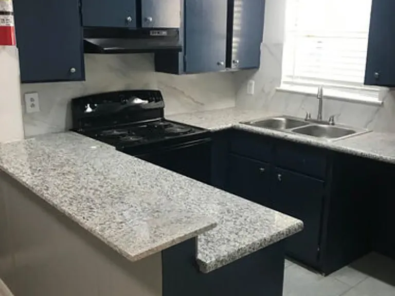 Glen Willow Apartments — Photo 6