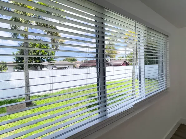 721 N 68th Way #1A, Hollywood, FL 33024