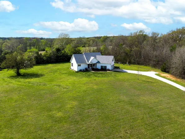 1281 E 415th Road, Bolivar, MO 65613