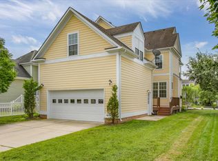 3236 Conservancy Dr, Chesapeake, VA 23323