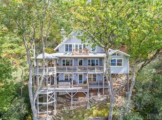 339 Chimney Overlook Dr, Scaly Mountain, NC 28775