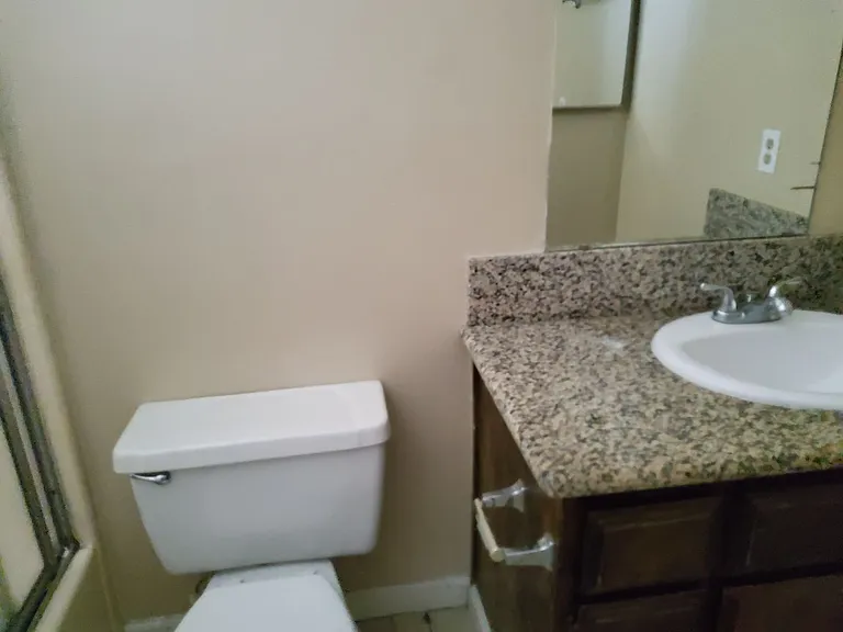 7909 S Laurelglen Blvd — Photo 9