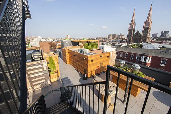 Rented by Brooklyn Group | media 37