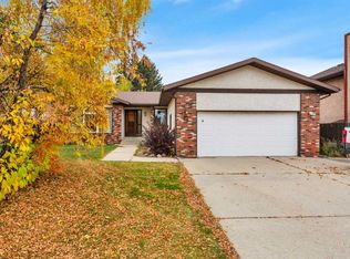 54 E Rogers Cres, Red Deer, AB T4P 3K1