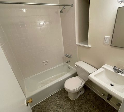 5th image of 329 E 92nd St APT 1A