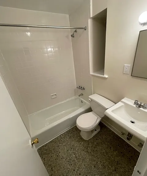 329 E 92nd St #1A — Photo 5