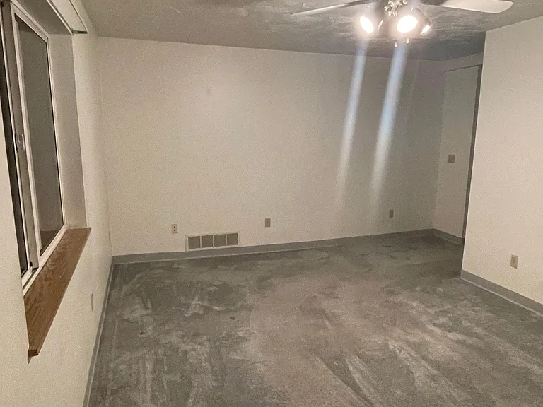 145 Caledonia St #1E — Photo 7
