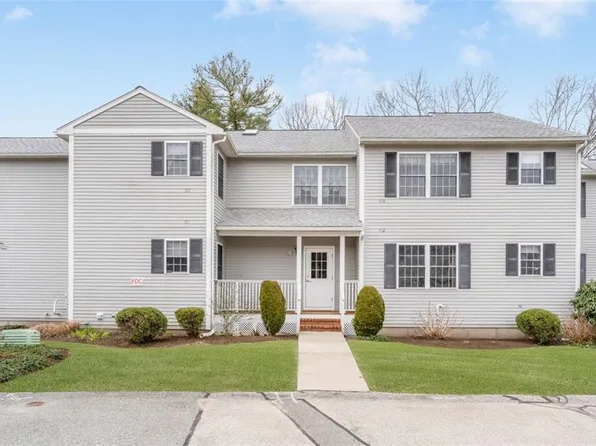720 Putnam Pike APT 702, Smithfield, RI 02828
