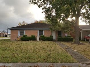 2101 Walnut Ln, Pasadena, TX 77502