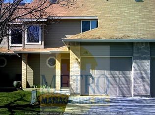 2581 S Falling Brook Ln, Boise, ID 83706