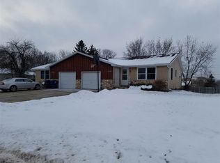 1582 Guns Rd, Green Bay, WI 54311