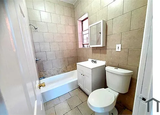 812 E 223rd St #2 — Photo 13