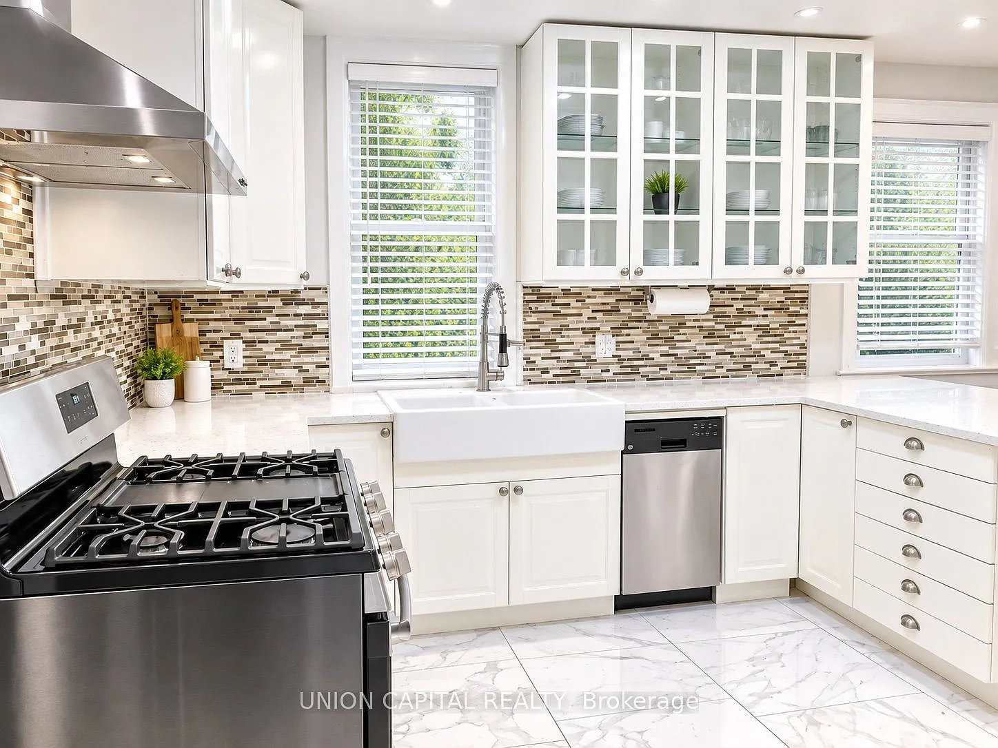 3 bed, $3,700 — Photo 4