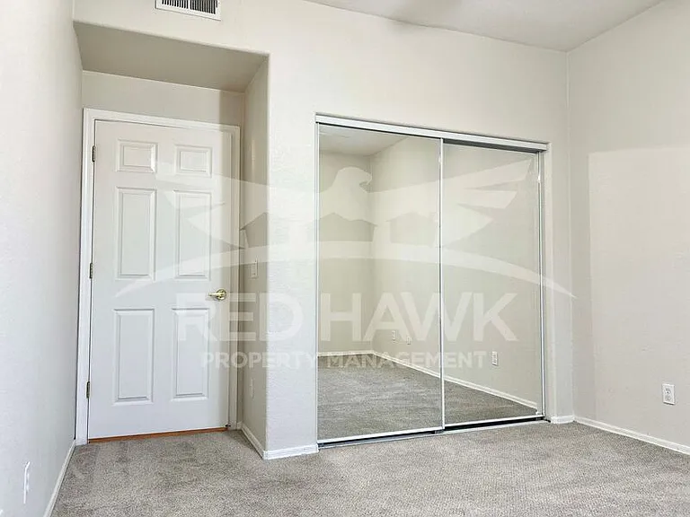 1335 E June St #110 — Photo 14