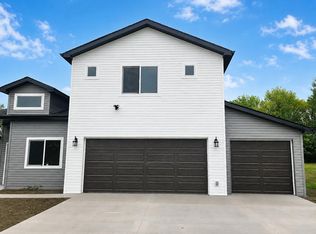 381 Mill St, Osceola, WI 54020